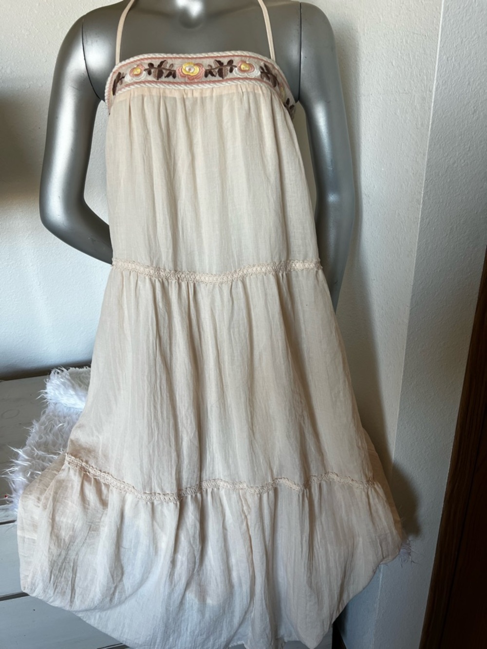 Love stitch maxi dress sz L NWT